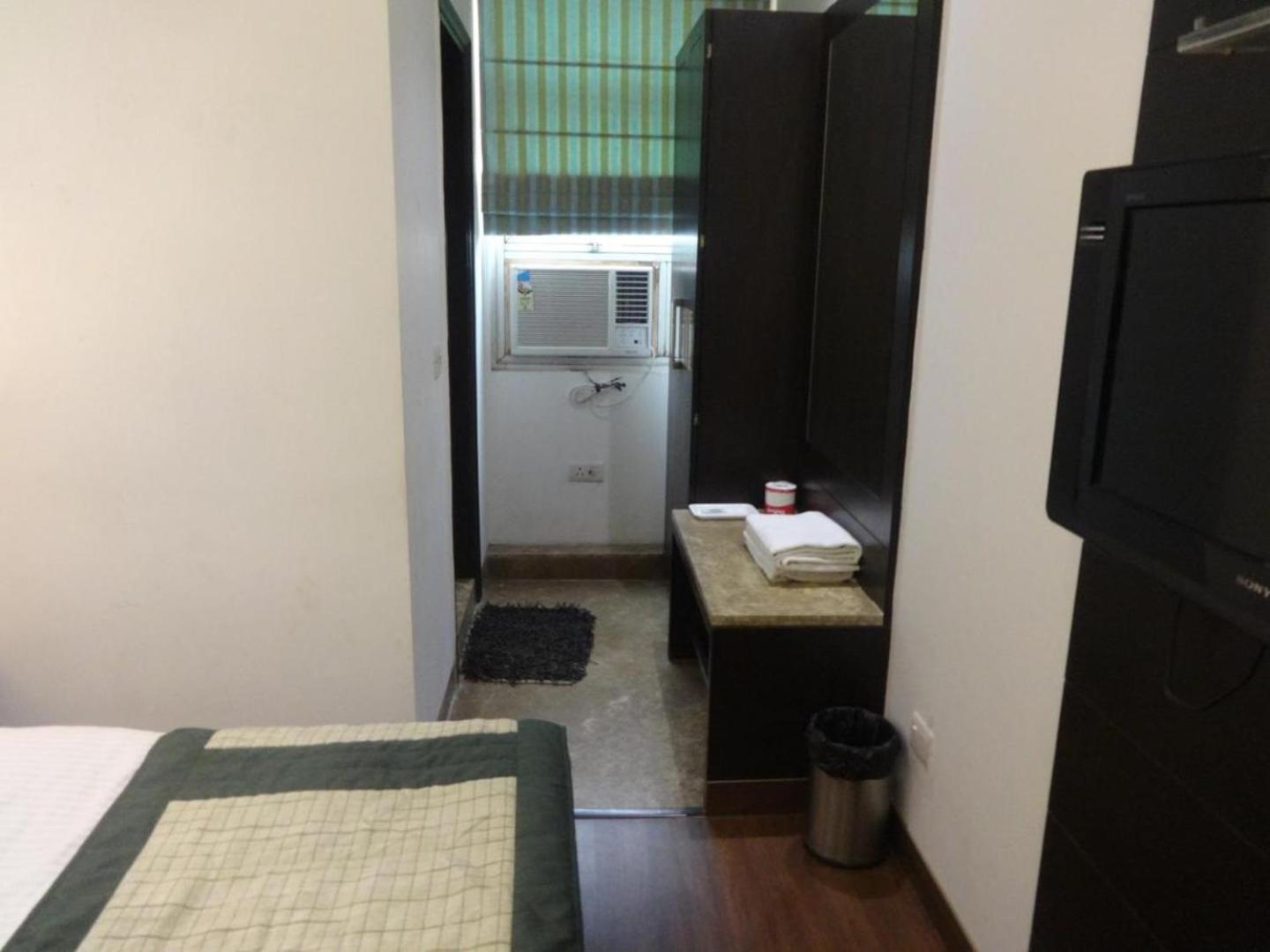 Hotel Chanchal Continental - 02 Mins From New Delhi Railway Station Zewnętrze zdjęcie