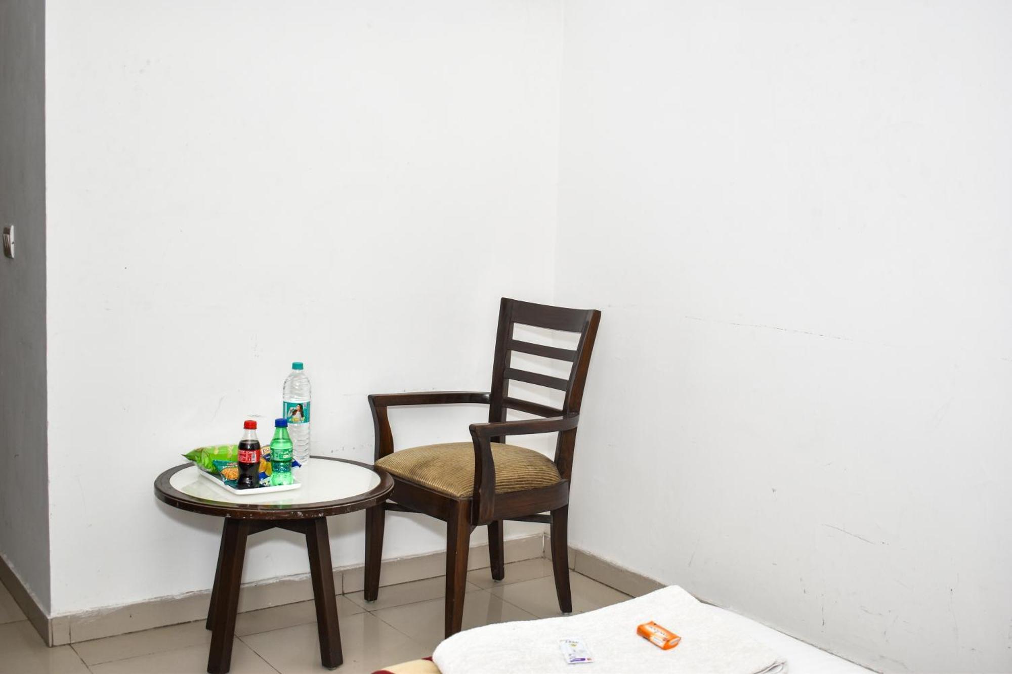 Hotel Chanchal Continental - 02 Mins From New Delhi Railway Station Zewnętrze zdjęcie