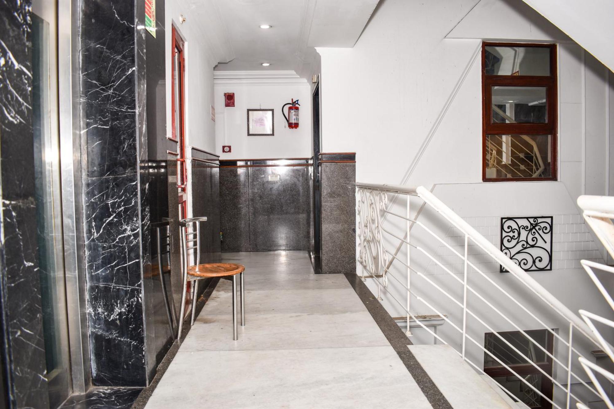 Hotel Chanchal Continental - 02 Mins From New Delhi Railway Station Zewnętrze zdjęcie