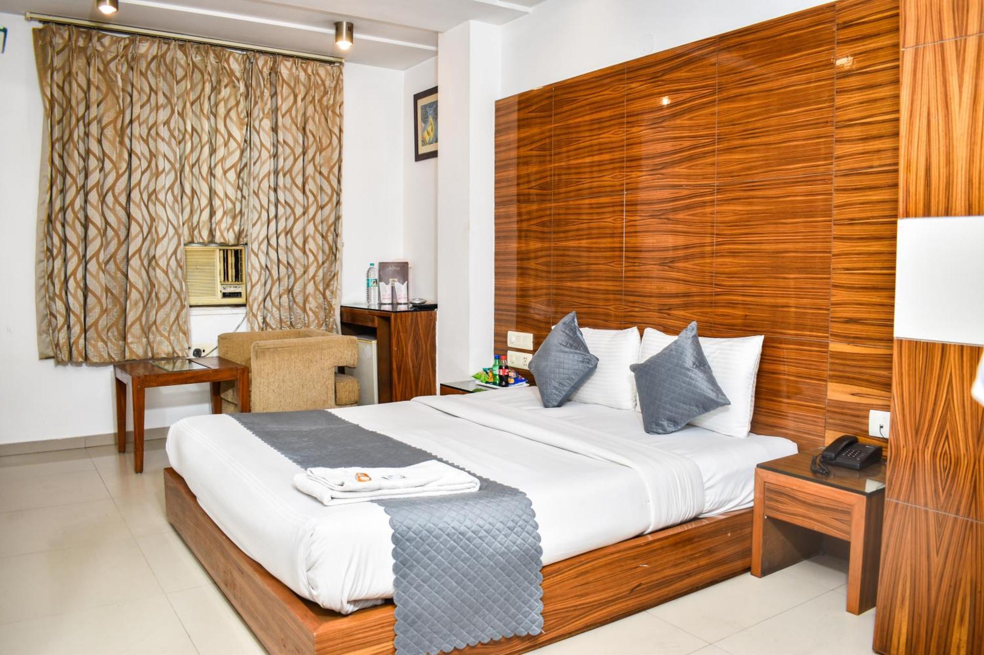 Hotel Chanchal Continental - 02 Mins From New Delhi Railway Station Zewnętrze zdjęcie