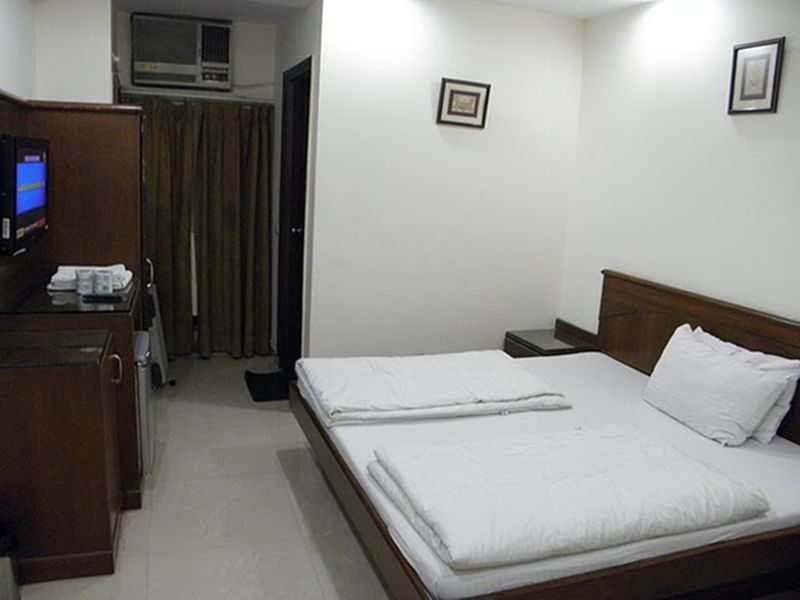 Hotel Chanchal Continental - 02 Mins From New Delhi Railway Station Zewnętrze zdjęcie